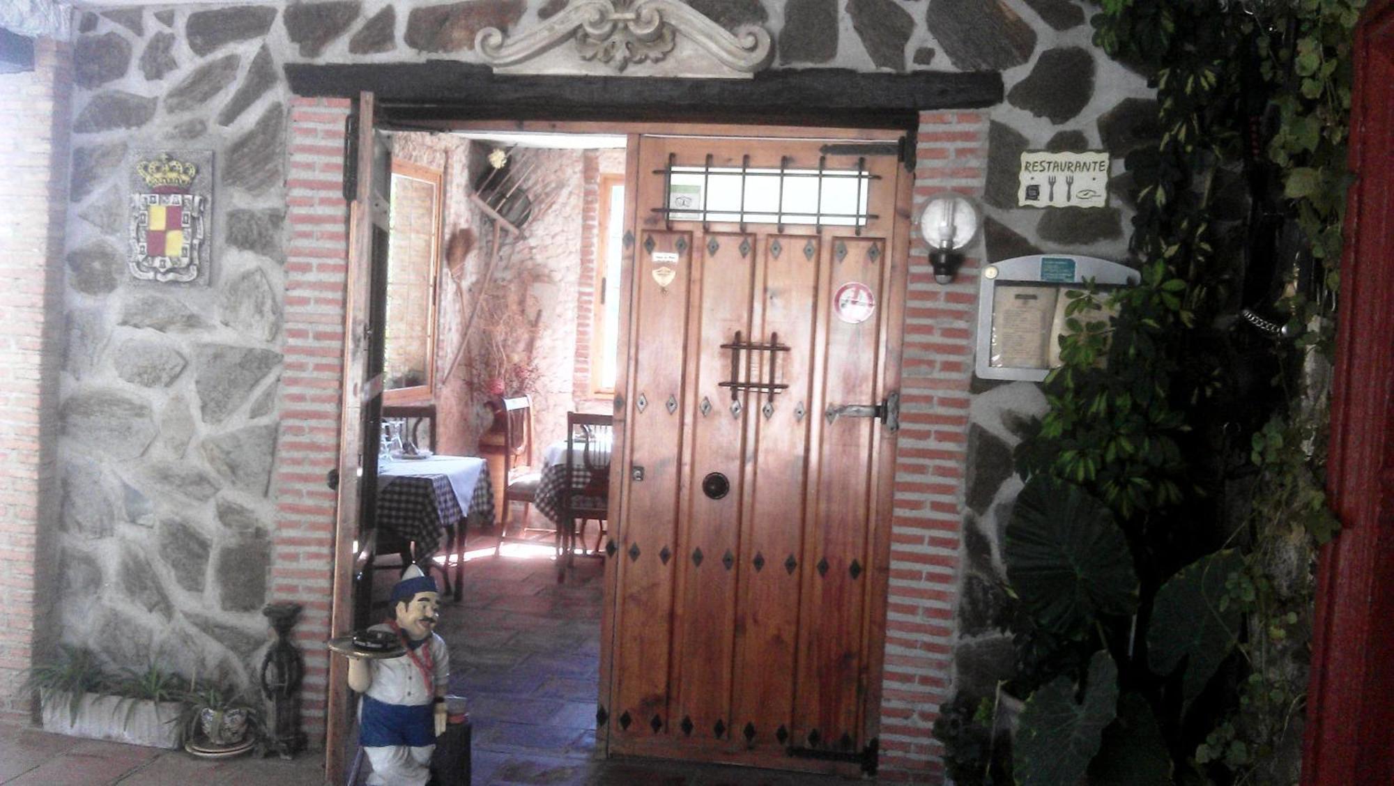 Alojamiento Rural La Caseria De Piedra Restaurante Jaen Exterior photo