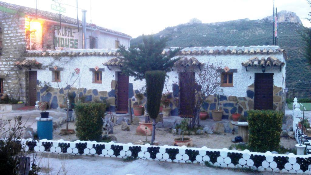 Alojamiento Rural La Caseria De Piedra Restaurante Jaen Exterior photo